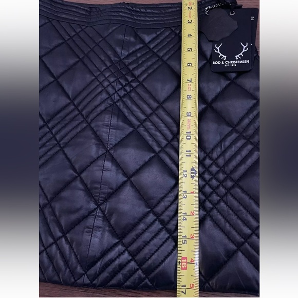 NWT BOD & CHRISTENSEN Black Leather Quilted Mini Skirt Size 4 - Picture 10 of 16